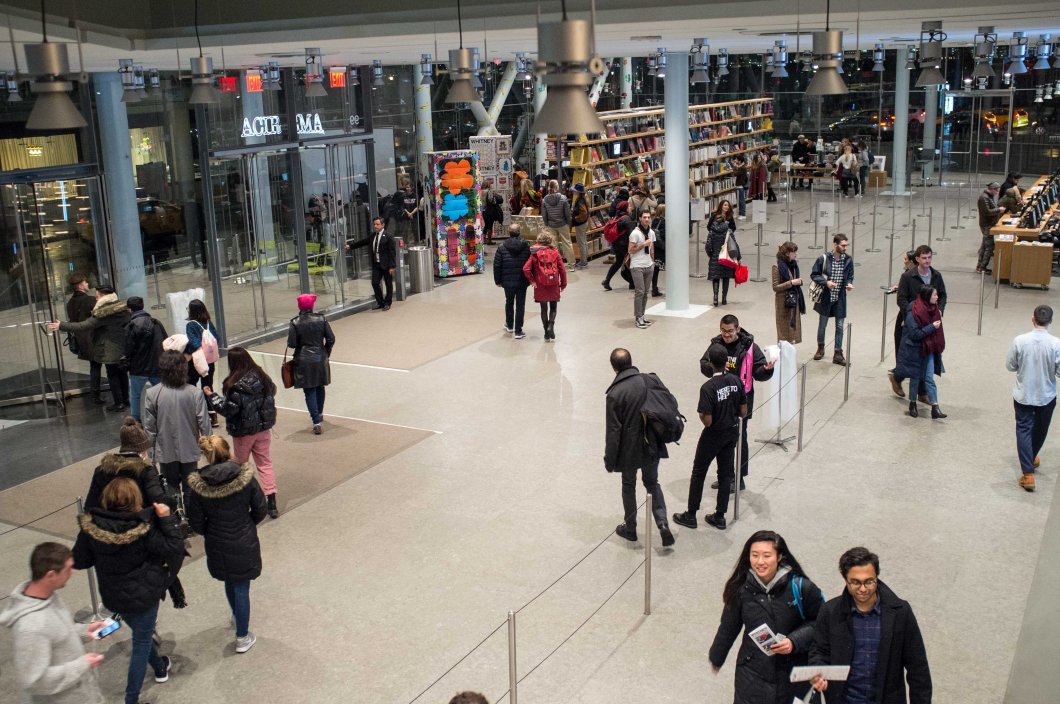 Warhol from A to B &amp; Back Again Whitney D.D. Teoli Jr. (142)